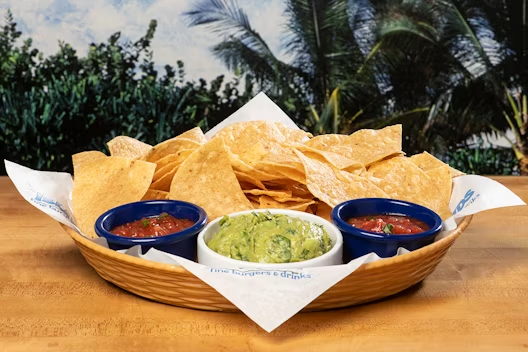 Chips, Guacamole & Salsa