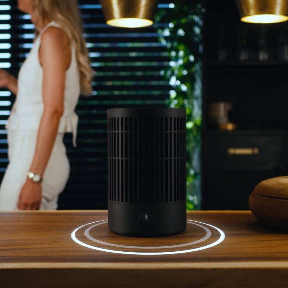 Ferro – 360° Hi-Fi Speaker · Artizta Audio